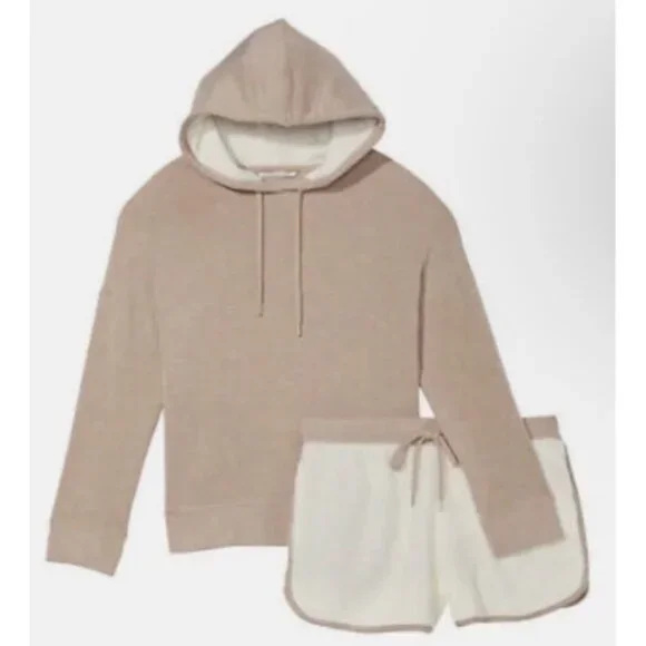 Victoria Secret Hoodie Shorts Set Size XL Soft Stretchy NWT $70 - Picture 13 of 13